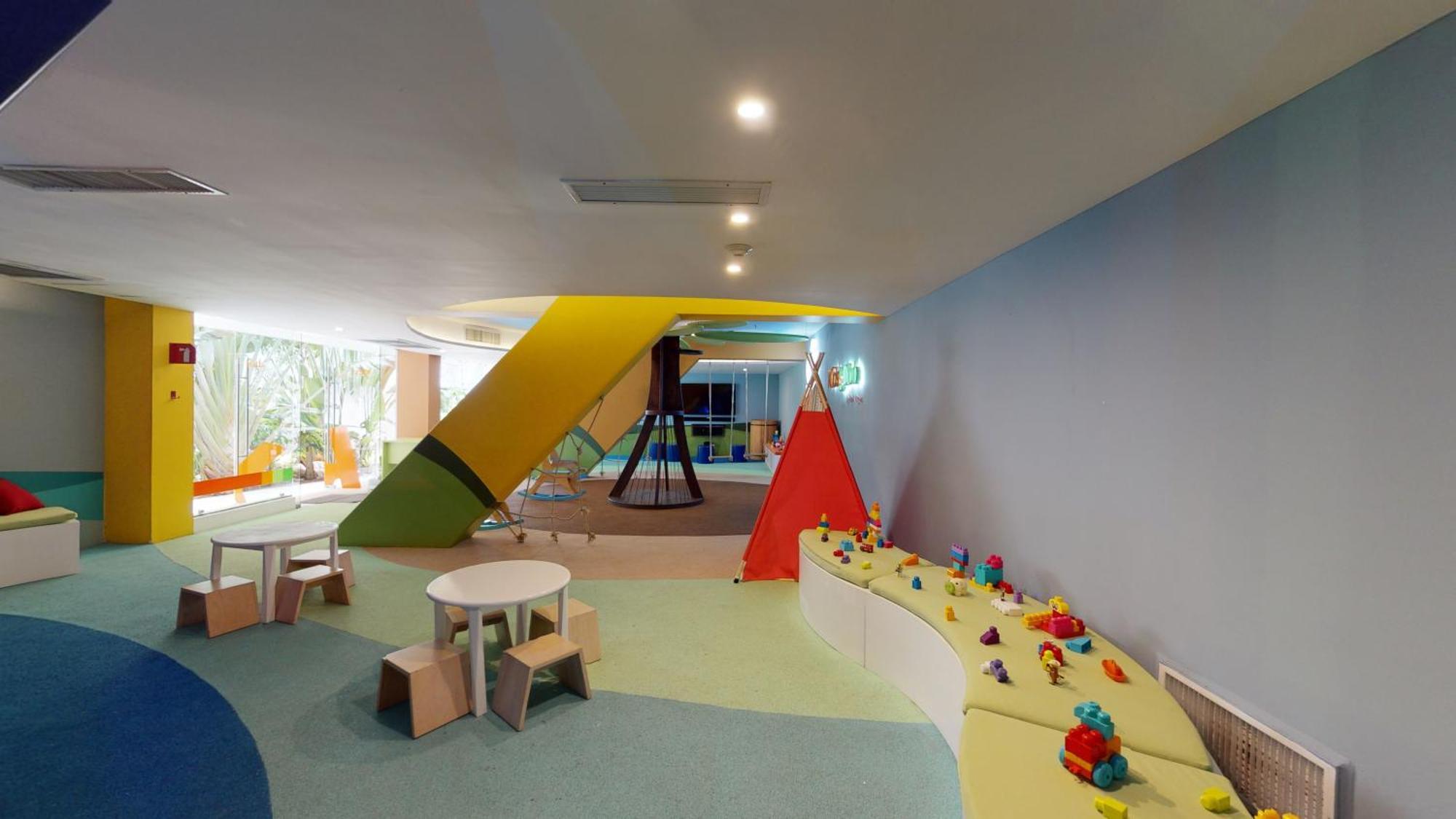 Grand Park Royal Puerto Vallarta Ngoại thất bức ảnh The Children's Hospital of Philadelphia